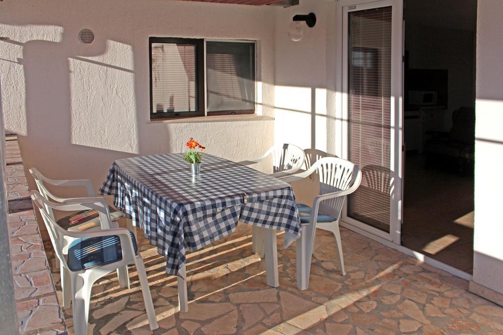 Apartments Mas-Rafaj Vir Exteriör bild
