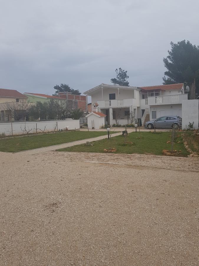 Apartments Mas-Rafaj Vir Exteriör bild